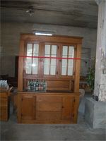 Large Hutch