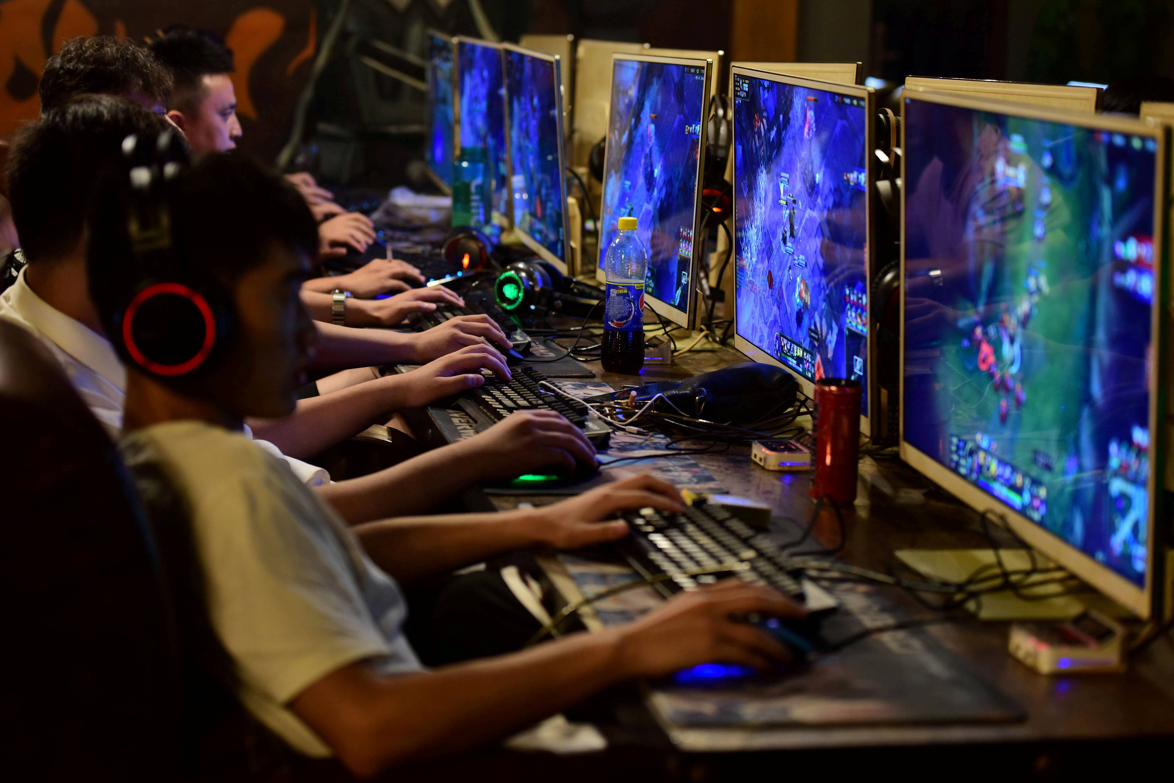 GAMING